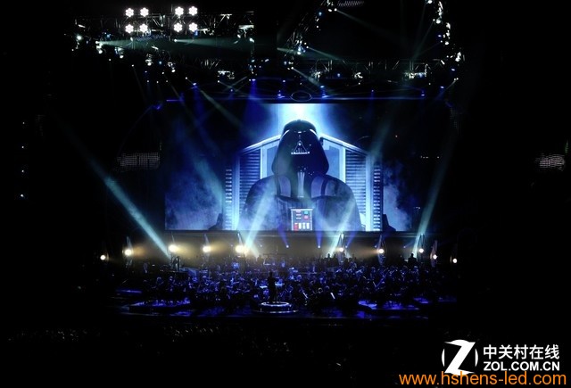 文化活动中，商用显示产品已经成为不可缺少的展示平台