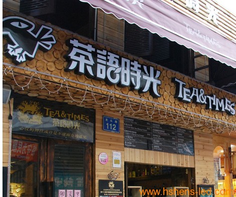 1484189996827940.png blob.png