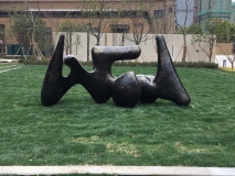 室外雕塑造型效果